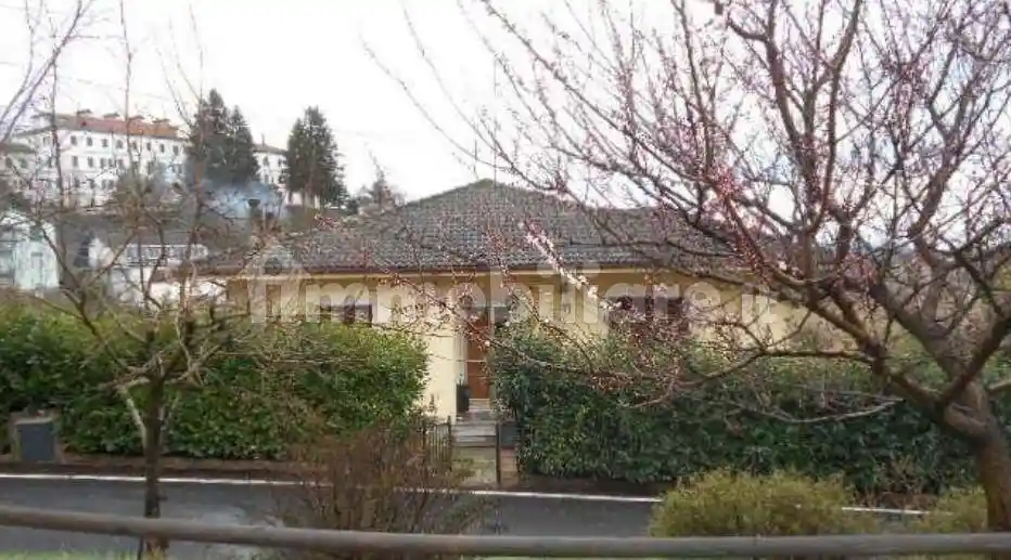 Villa in vendita a Mornese