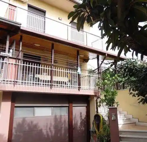 Casa indipendente in vendita a Baronissi