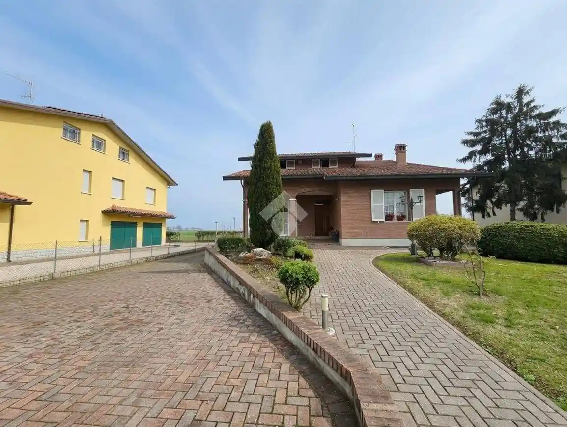 Villa in vendita a Ravenna