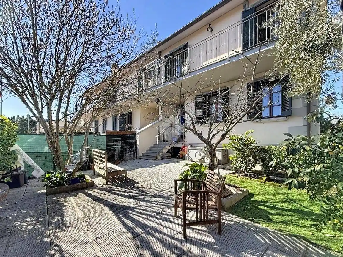 Appartamento in vendita a Collesalvetti