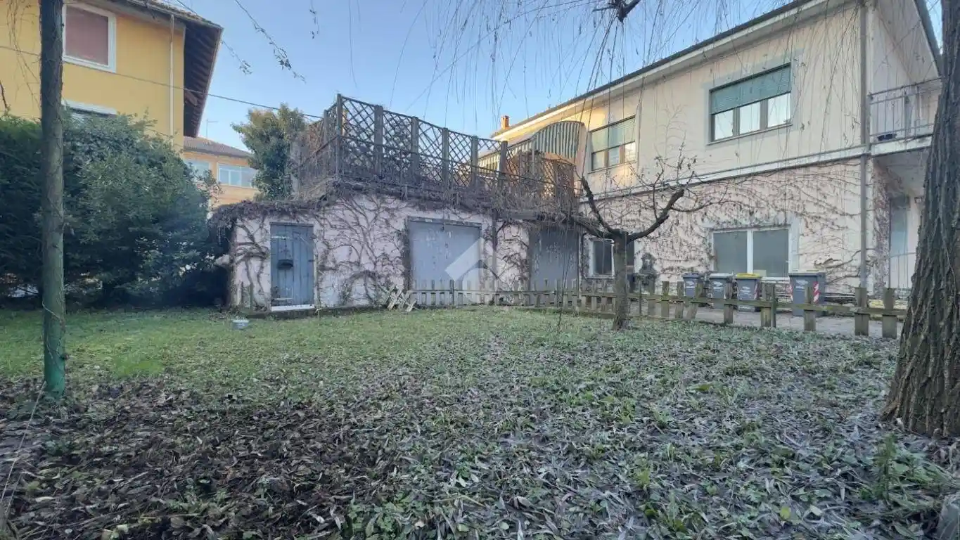 Casa indipendente in vendita a Novi Ligure