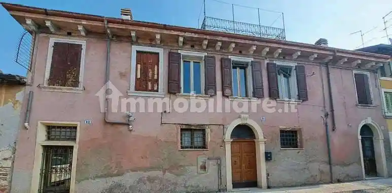Appartamento in vendita a Verona
