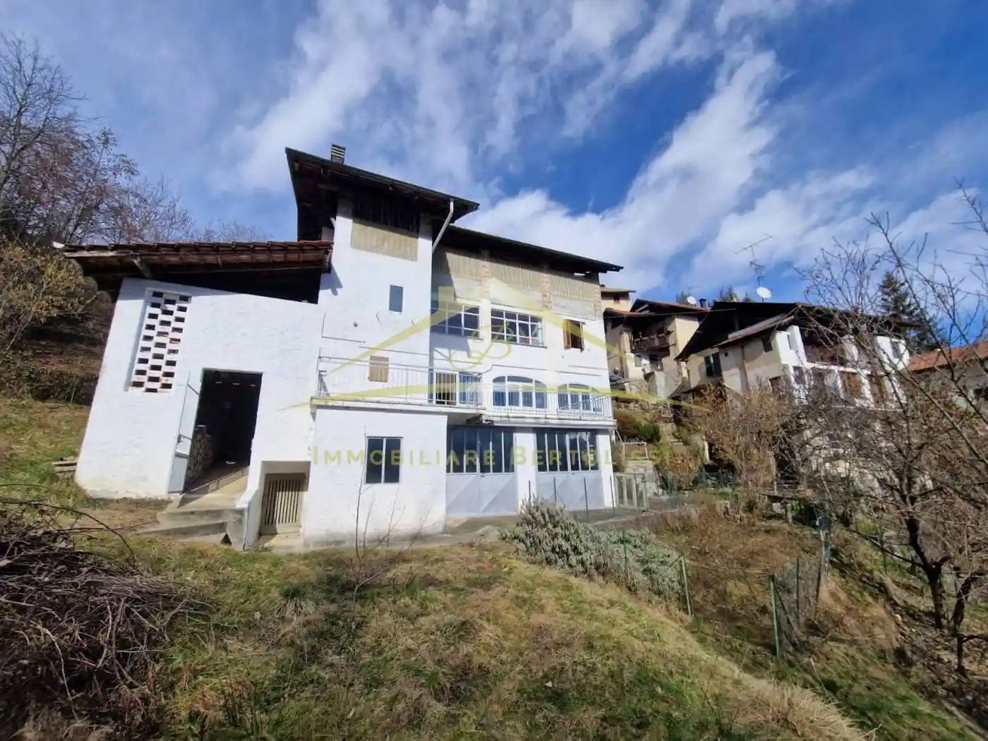 Casa indipendente in vendita a Cellio con Breia