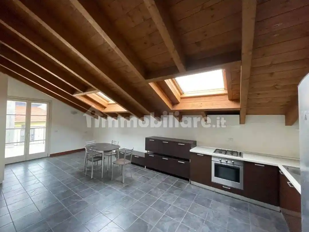 Appartamento in vendita a Pero