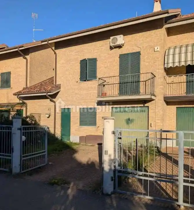 Villetta a schiera in vendita a Voghera