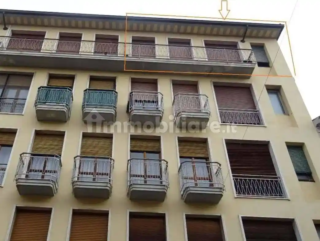 Appartamento in vendita a Voghera