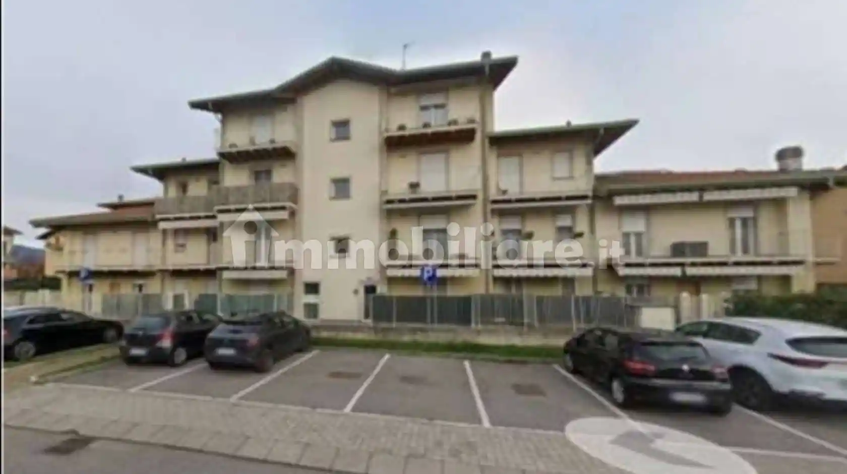 Appartamento in vendita a Brembate di Sopra