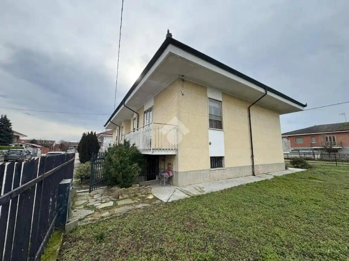 Casa indipendente in vendita a Carmagnola