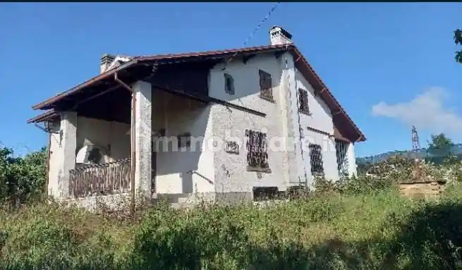 Casa indipendente in vendita a Castelvetro di Modena