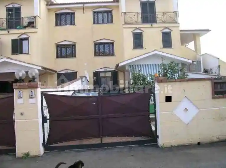 Villetta a schiera in vendita a Nettuno