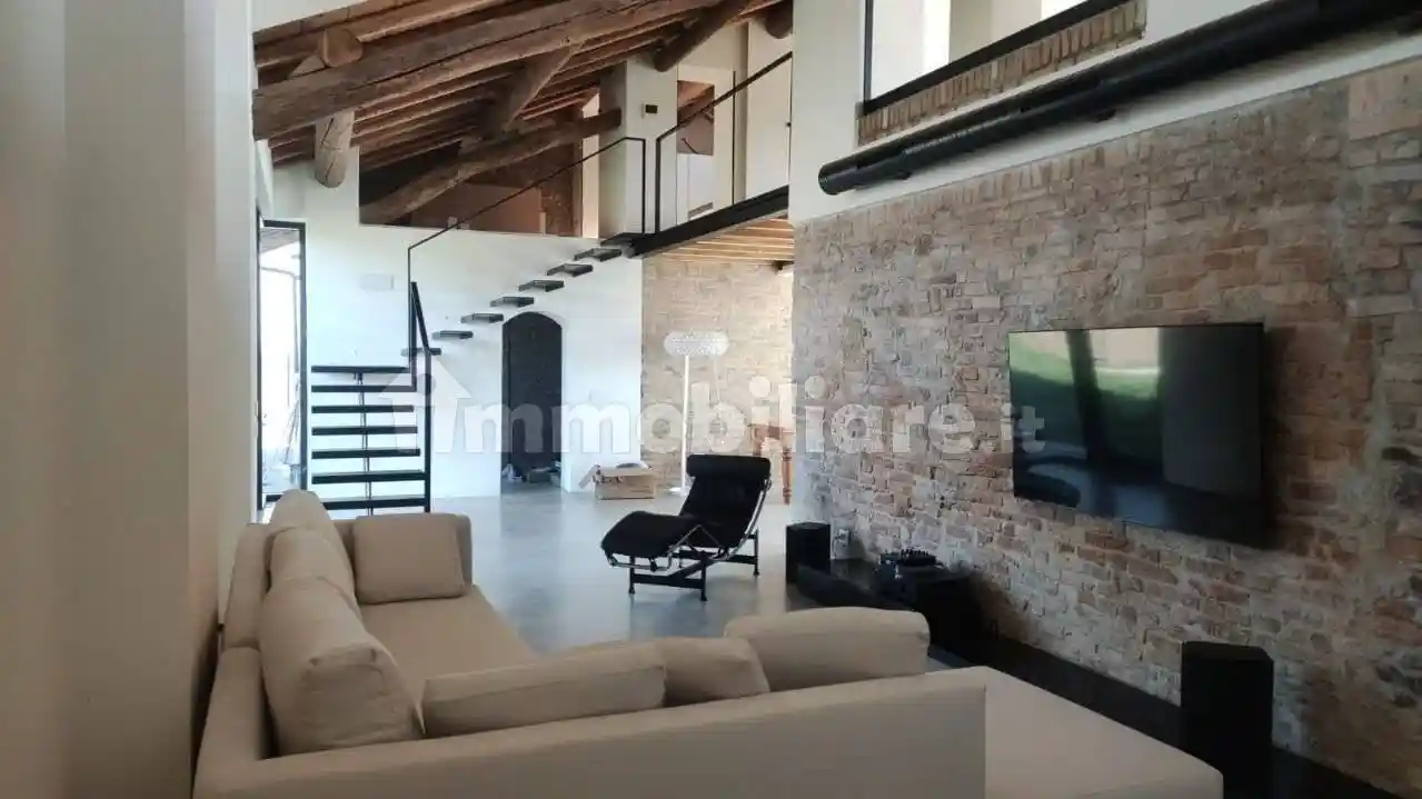 Rustico - Casale in vendita a Pontenure