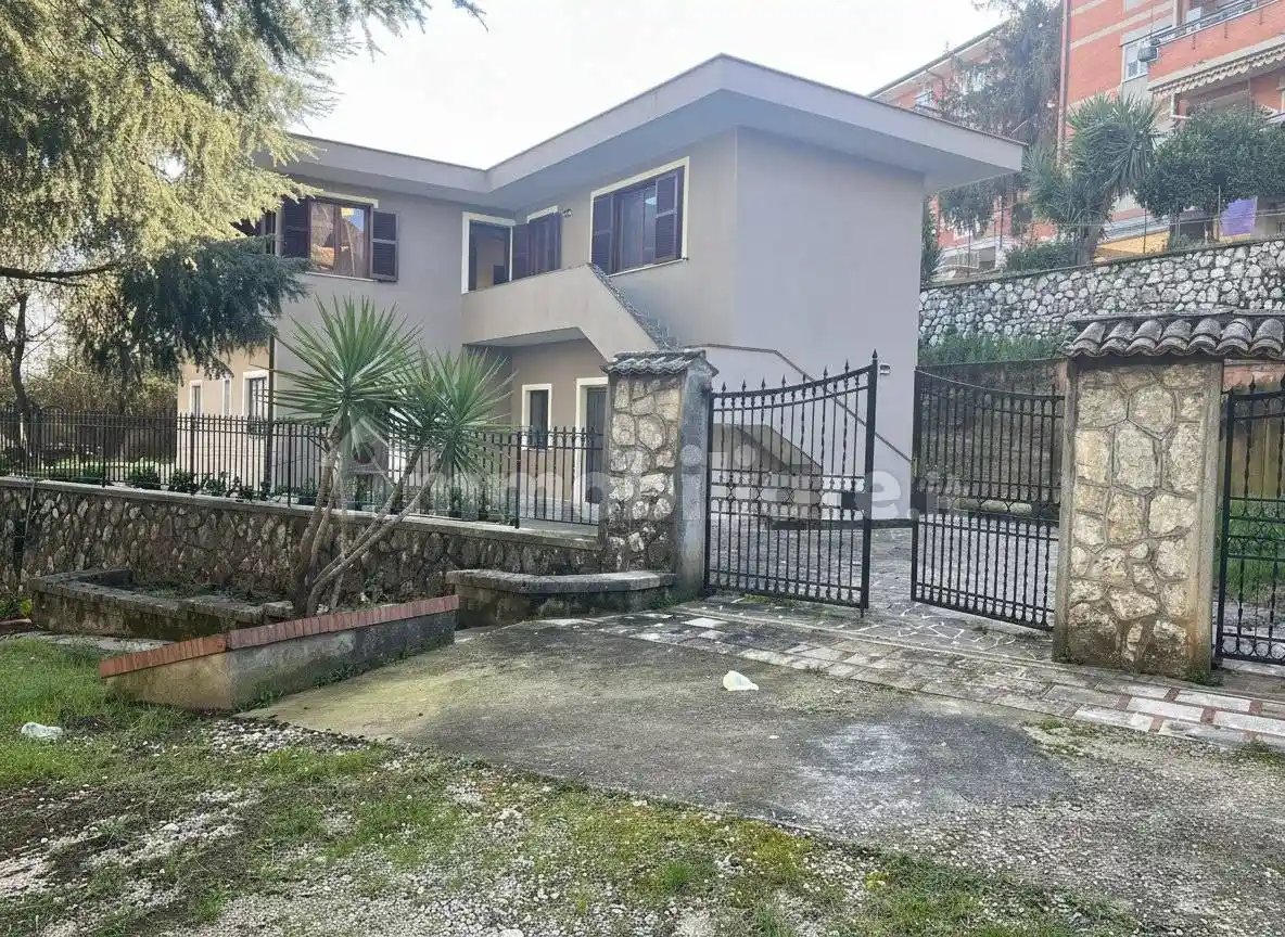 Villa in vendita a Alatri