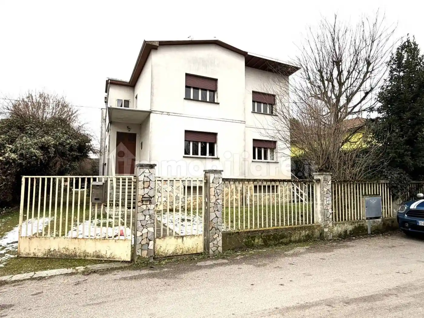 Villa in vendita a Cento