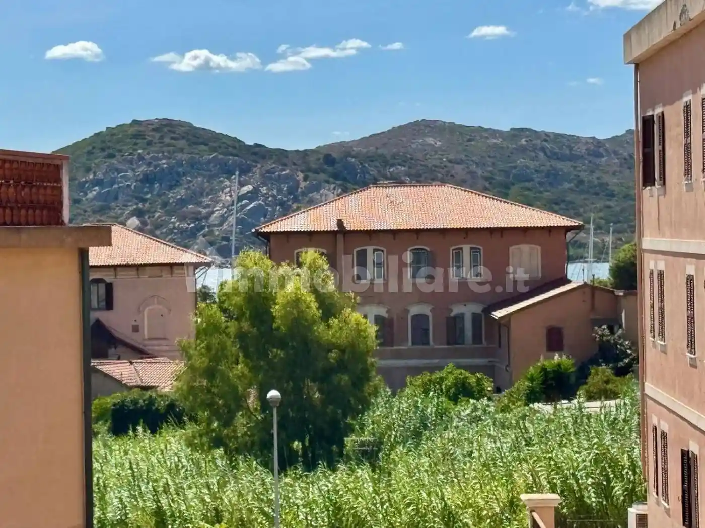 Appartamento in vendita a La Maddalena