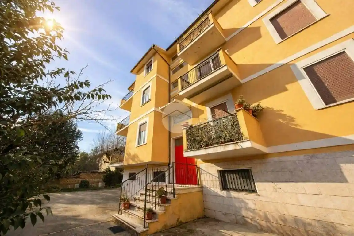 Appartamento in vendita a Collevecchio