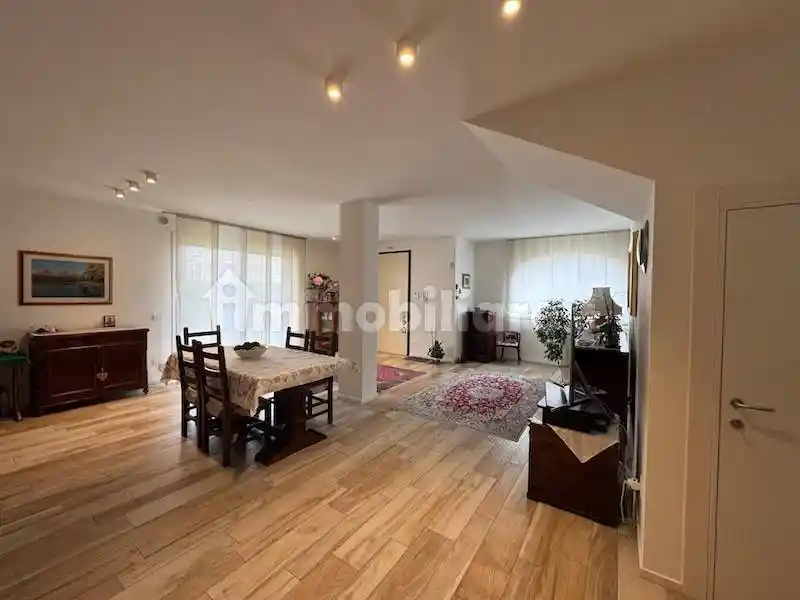 Villa in vendita a Legnaro