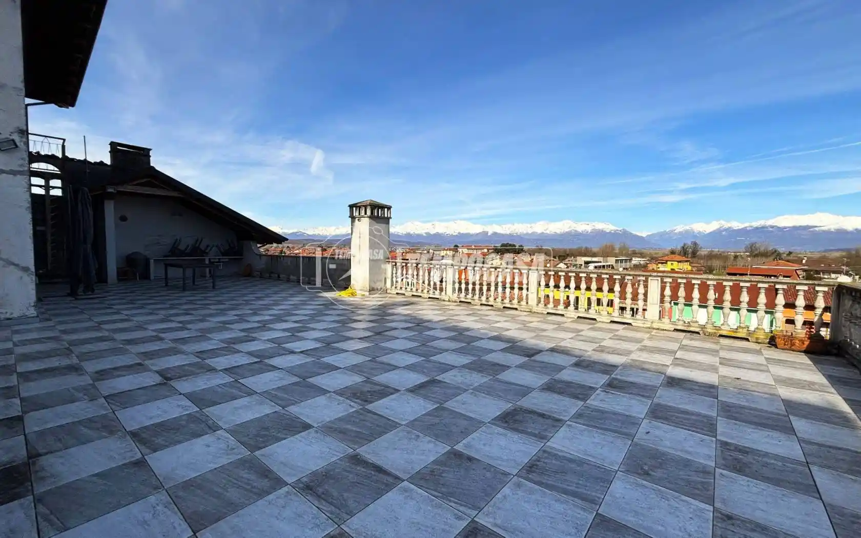 Palazzo - Edificio in vendita a Vische