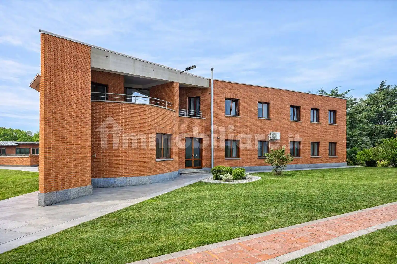 Villa in vendita a Valenza