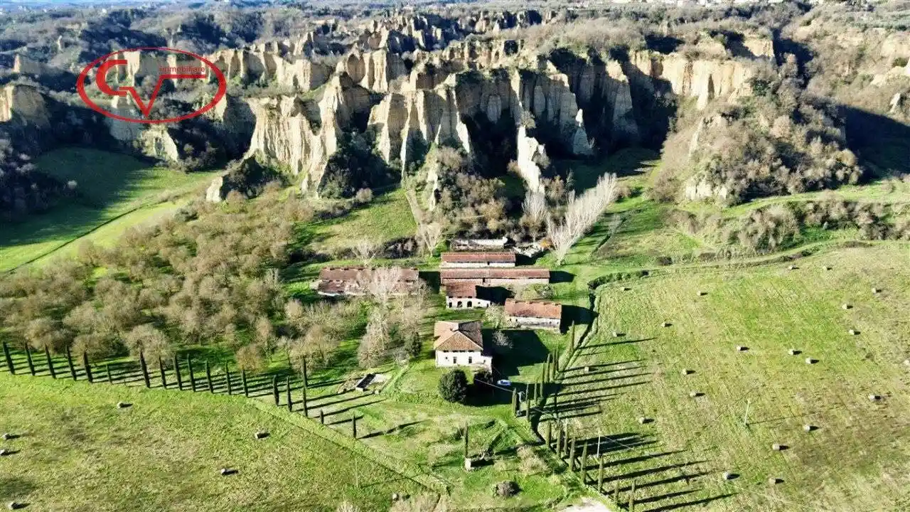 Rustico - Casale in vendita a Terranuova Bracciolini