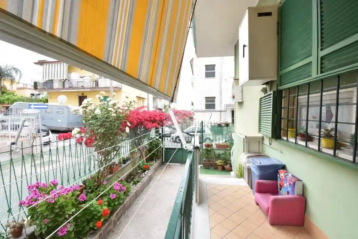 Appartamento in vendita a Pollena Trocchia