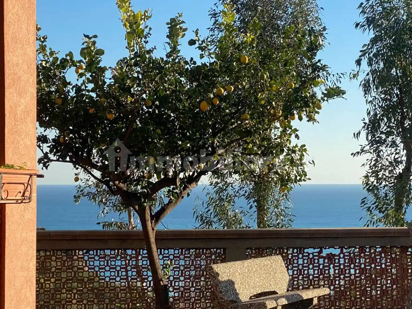 Villa in vendita a Roccella Ionica