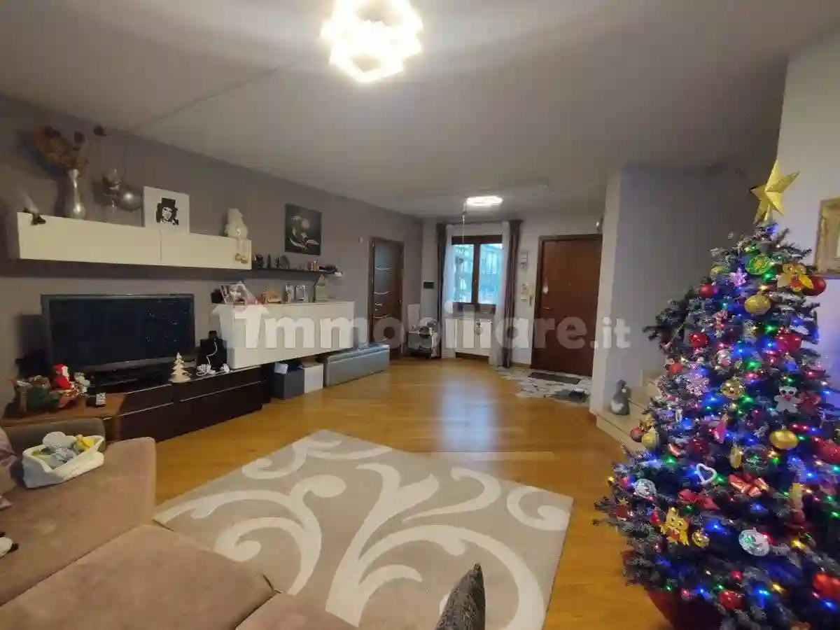 Villetta a schiera - foto 2