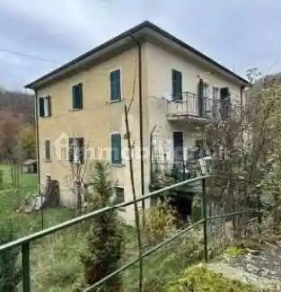 Casa indipendente in vendita a Tornolo