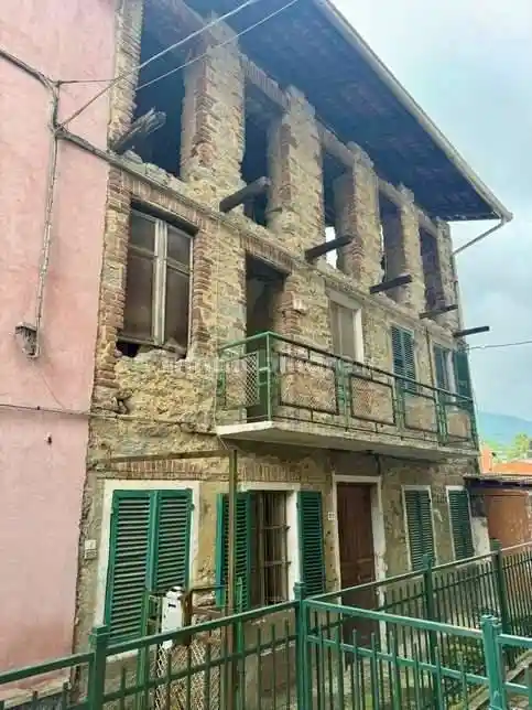 Rustico - Casale in vendita a Valle San Nicolao