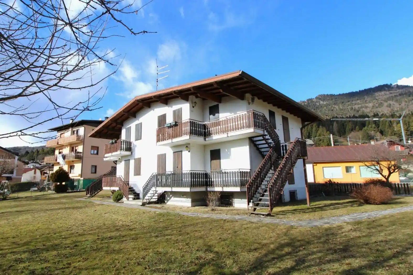 Appartamento in vendita a Rotzo