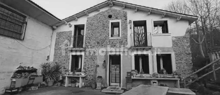 Casa indipendente in vendita a Brogliano
