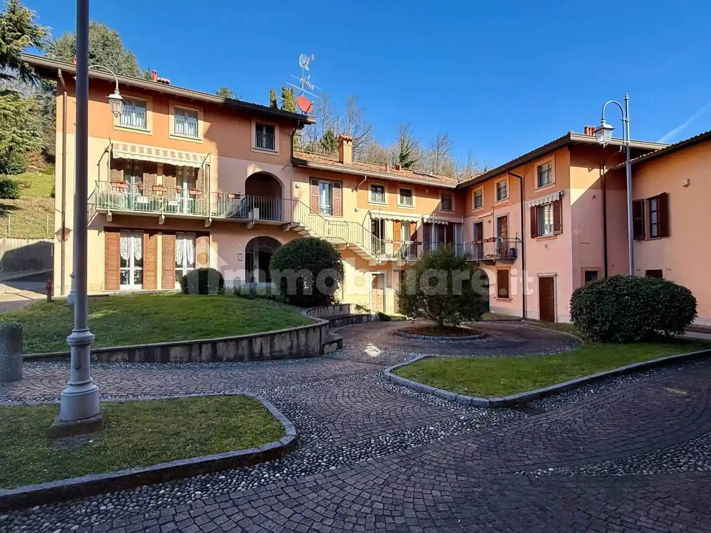 Appartamento in vendita a Imbersago