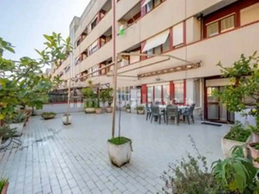 Appartamento in vendita a Guidonia Montecelio