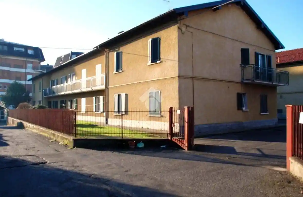 Appartamento in vendita a Albiate