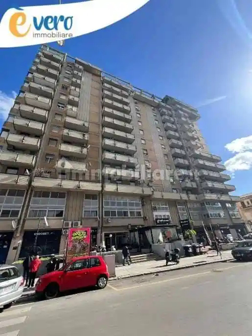Appartamento in vendita a Palermo
