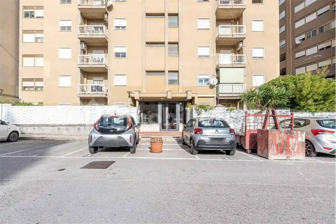 Appartamento in vendita a Palermo