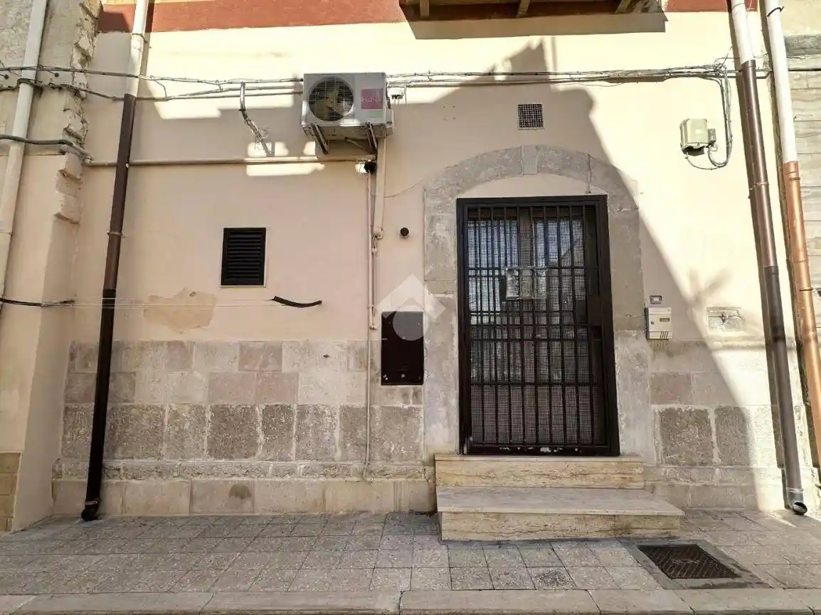 Casa indipendente in vendita a Canosa di Puglia