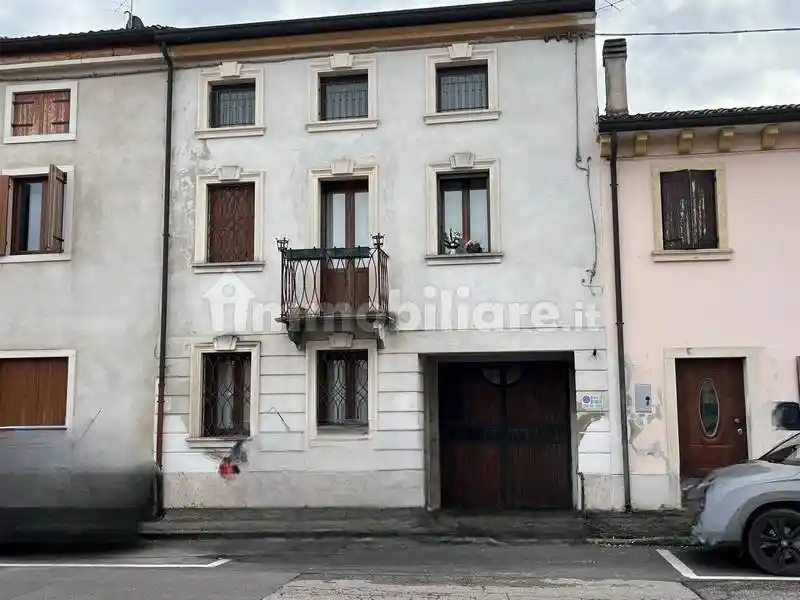 Casa indipendente in vendita a Zevio