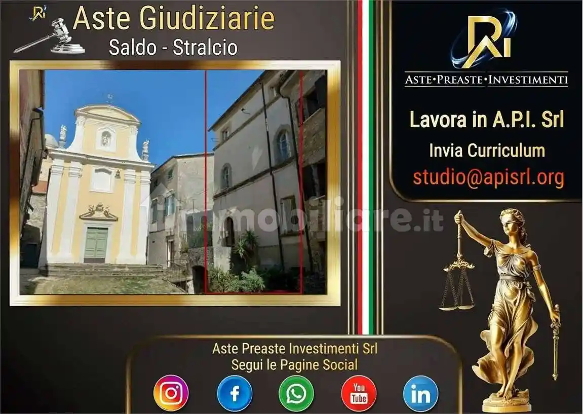 Appartamento in vendita a Luni