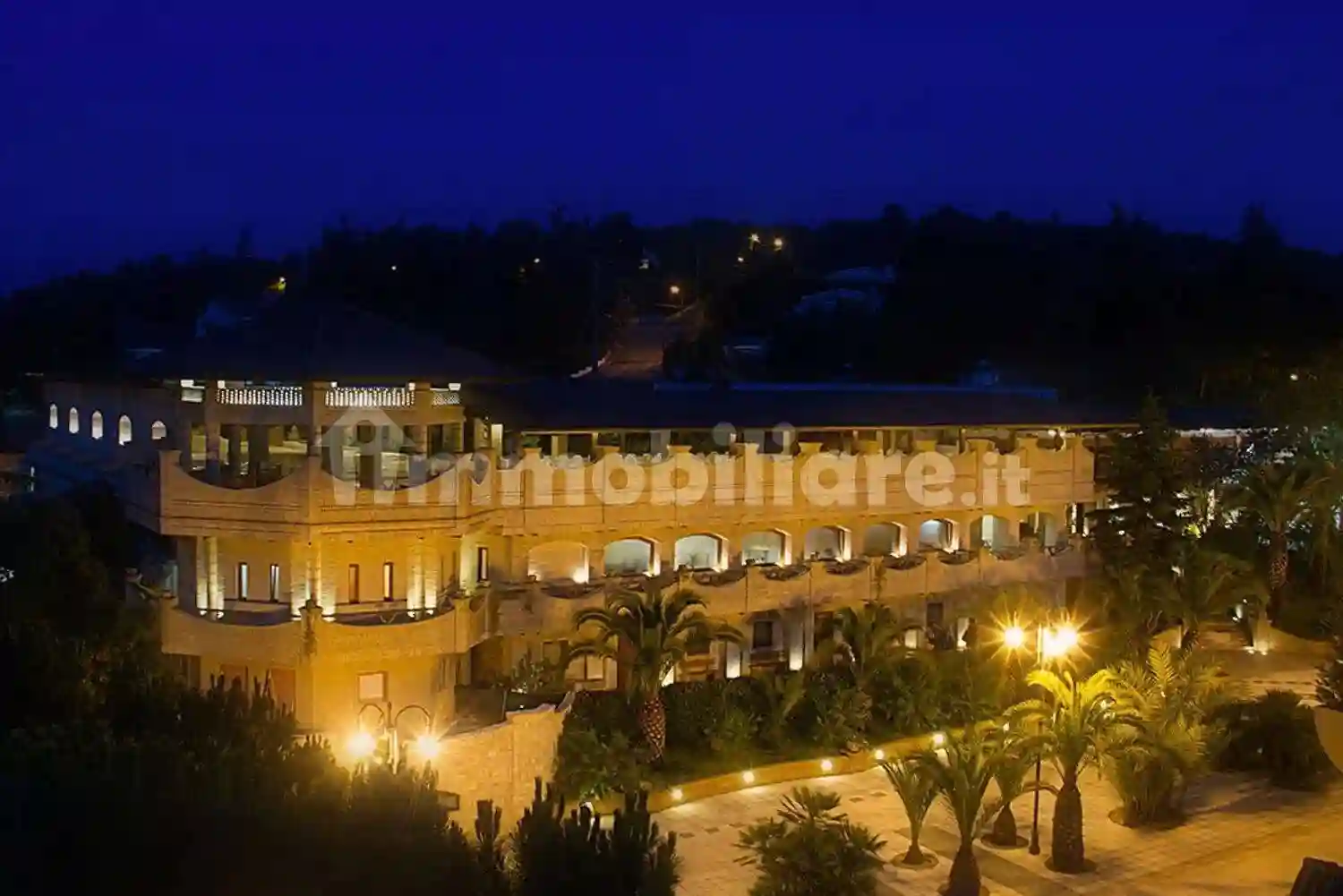 Palazzo - Edificio - foto 2