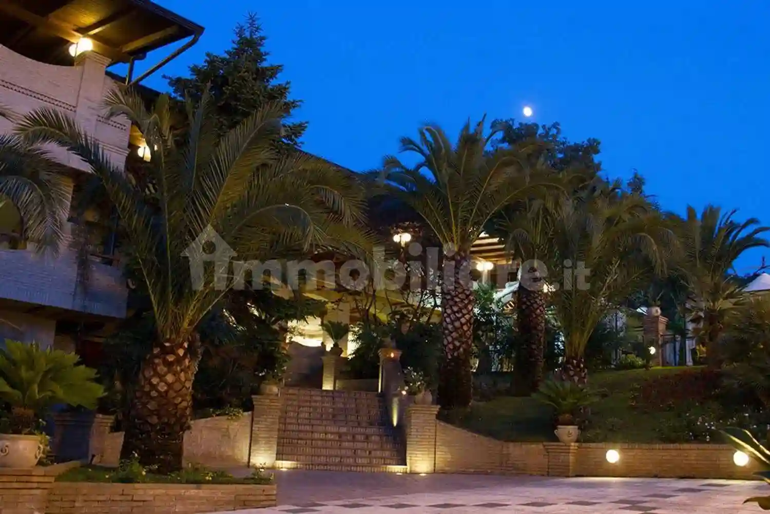 Palazzo - Edificio - foto 3