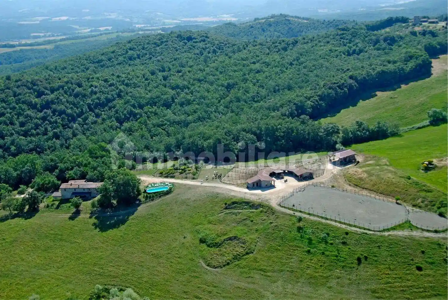 Rustico - Casale in vendita a Casole d'Elsa