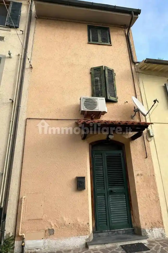 Casa indipendente in vendita a Pisa