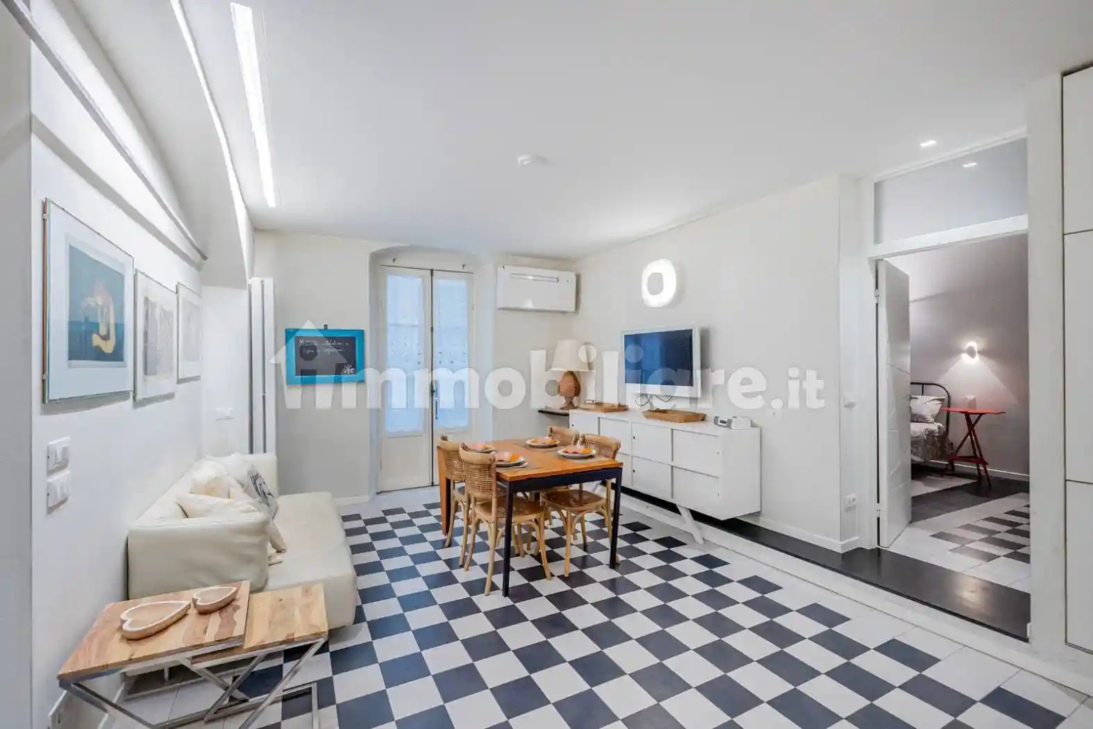 Appartamento in affitto a Finale Ligure