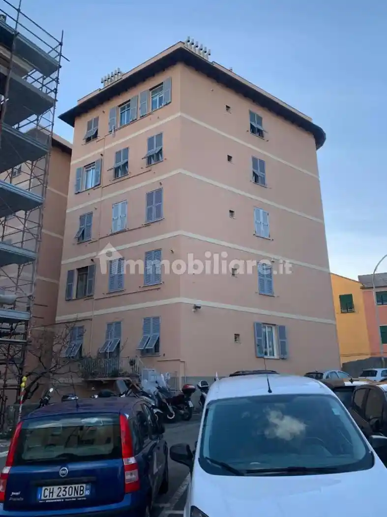 Appartamento in vendita a Genova