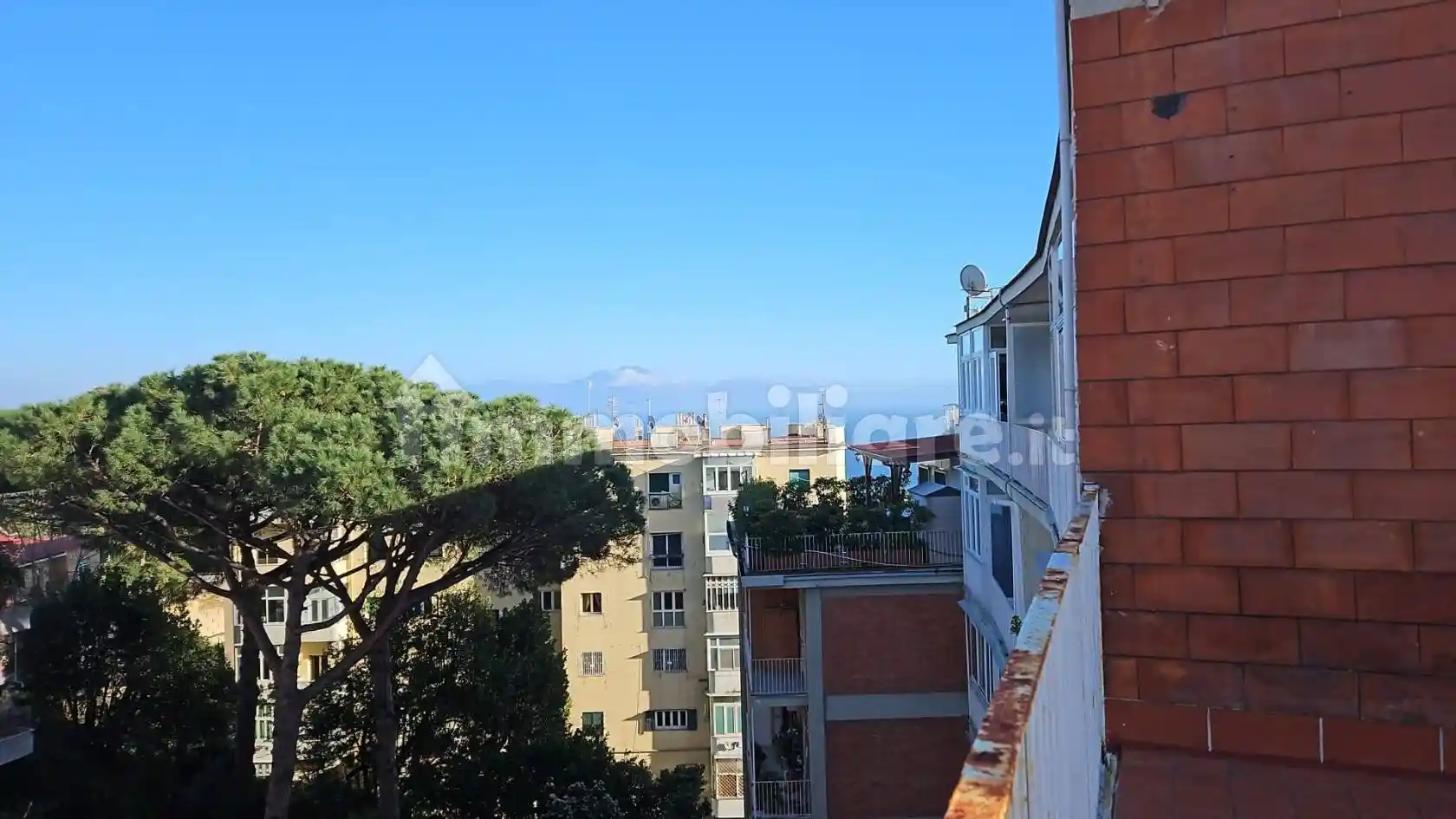 Appartamento in affitto a Napoli