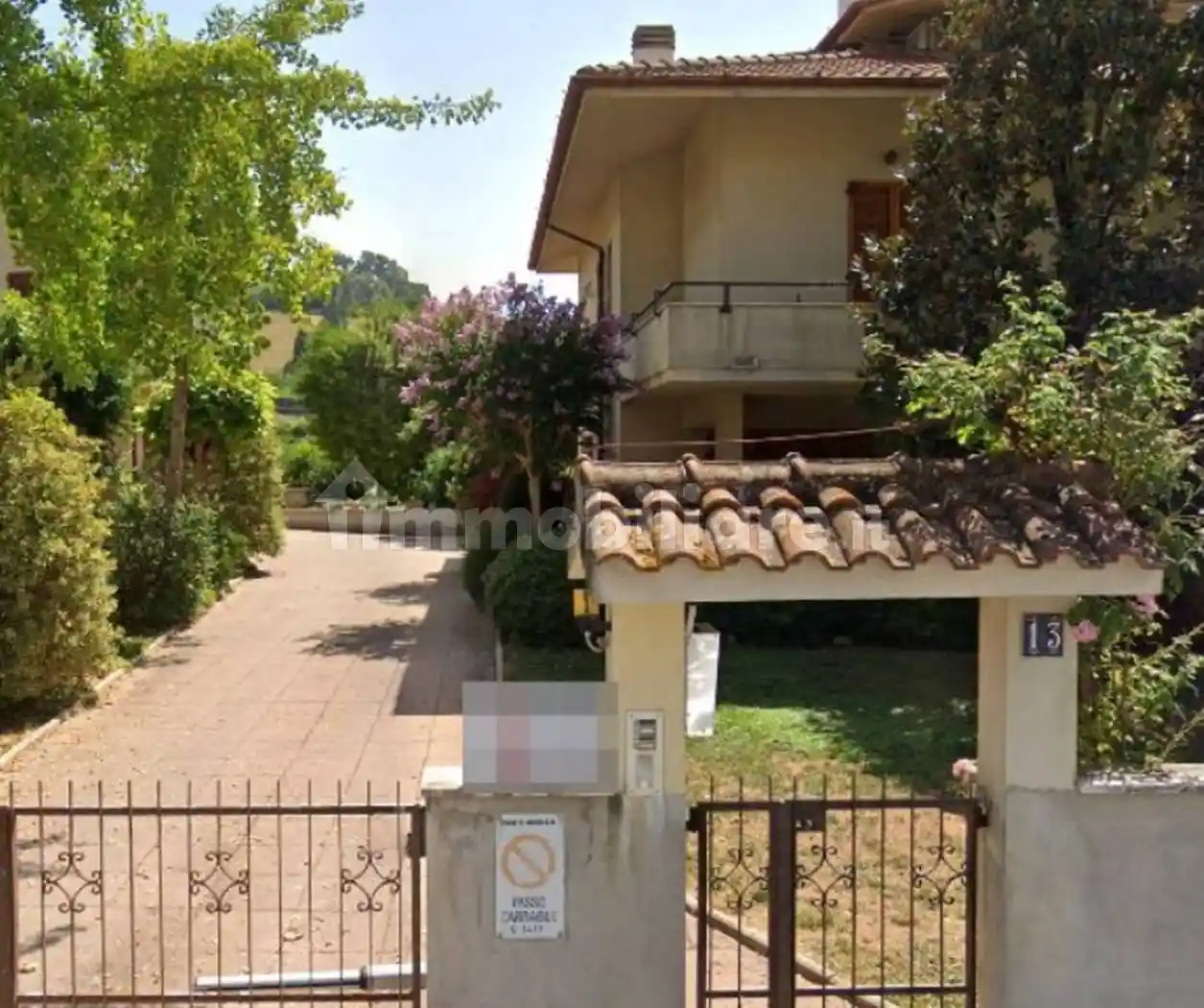 Appartamento in vendita a Falconara Marittima