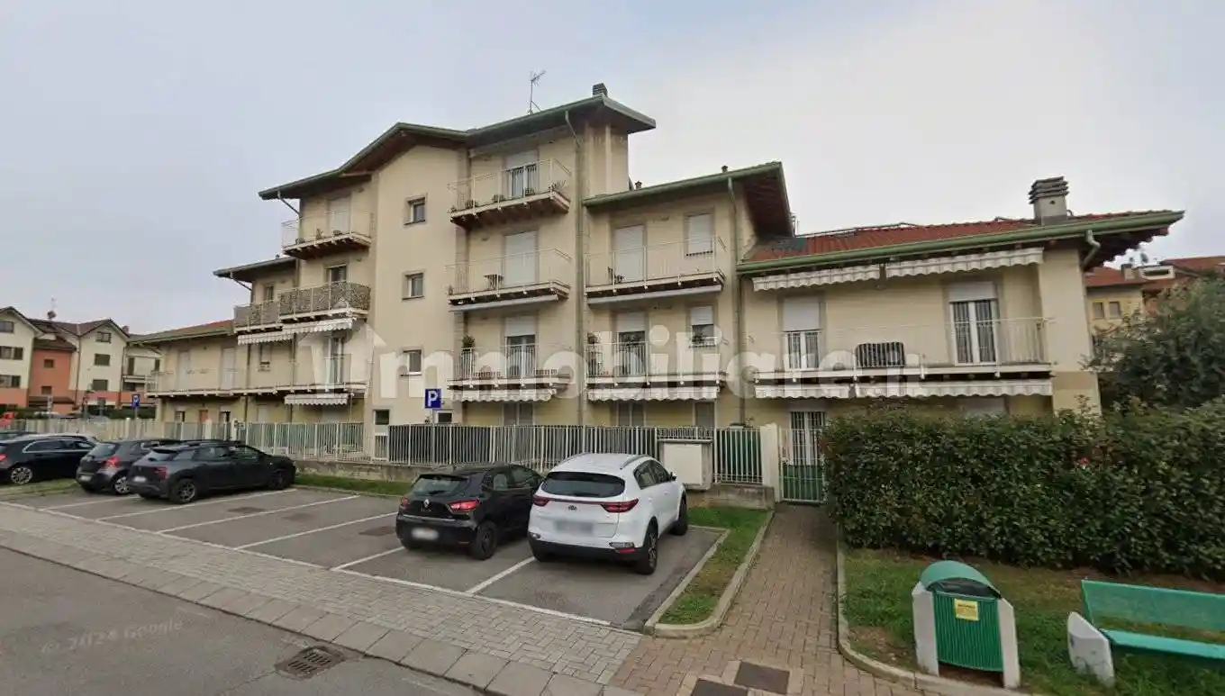 Appartamento in vendita a Brembate di Sopra