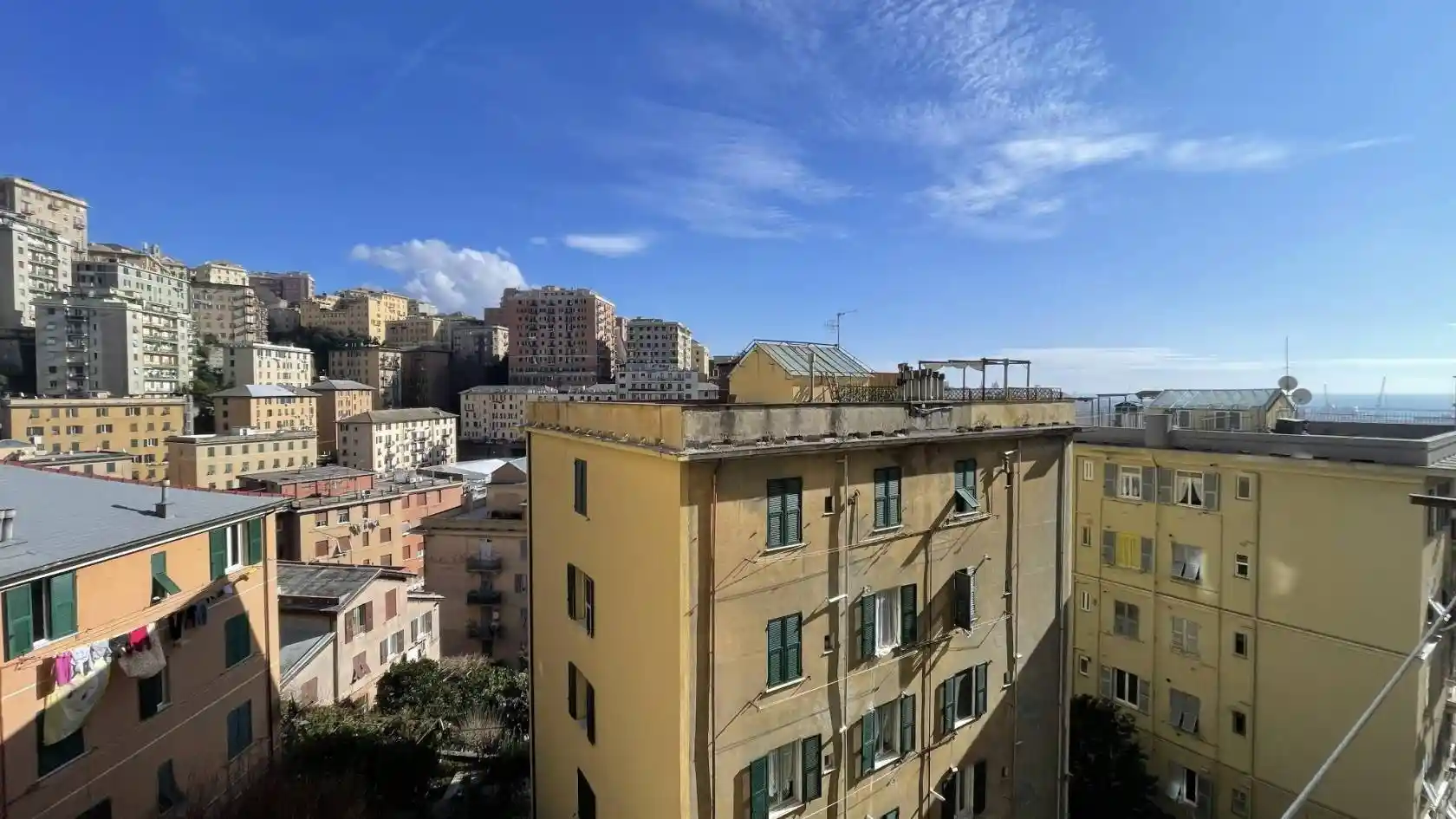 Appartamento in vendita a Genova