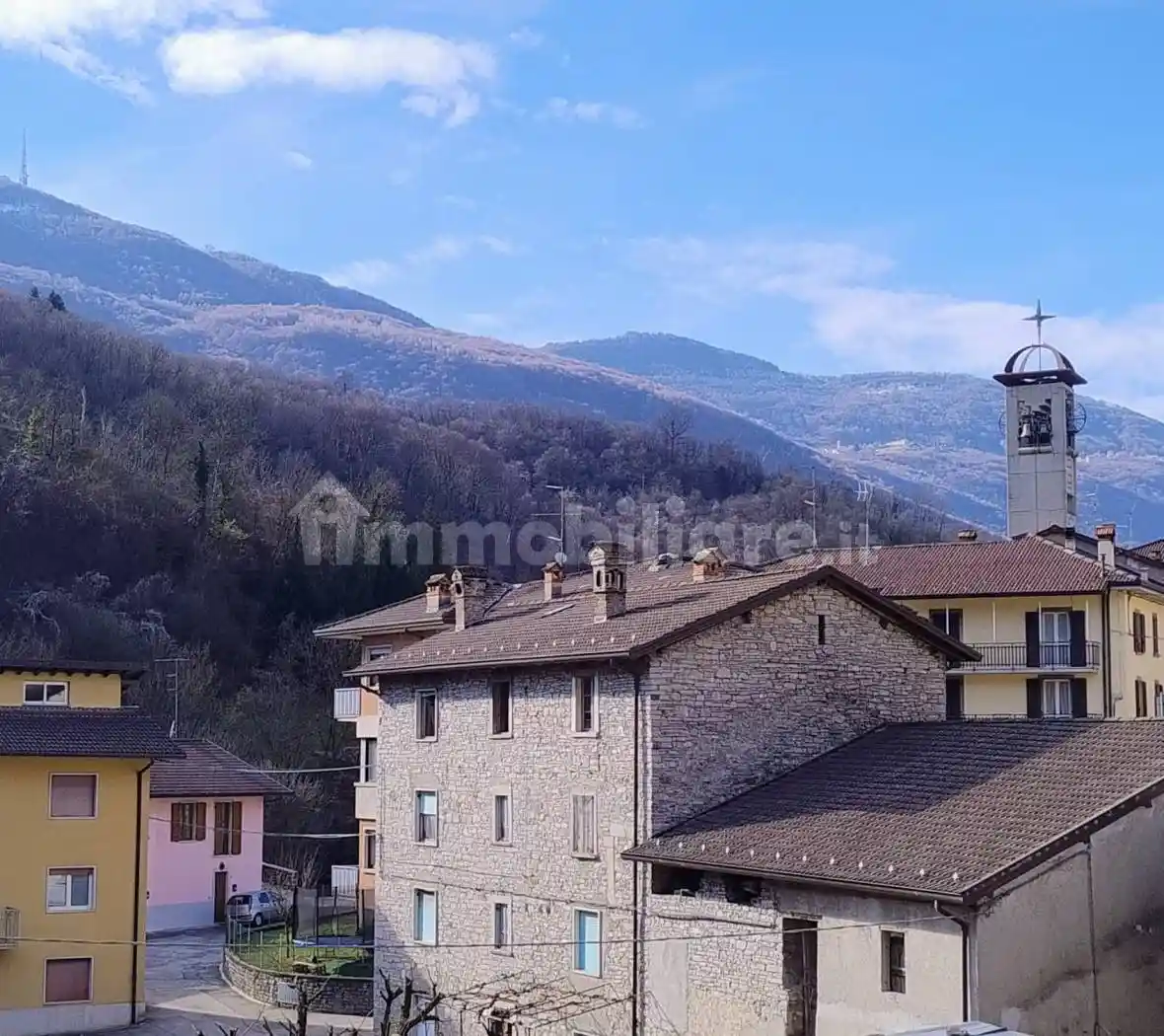 Palazzo - Edificio in vendita a Berbenno