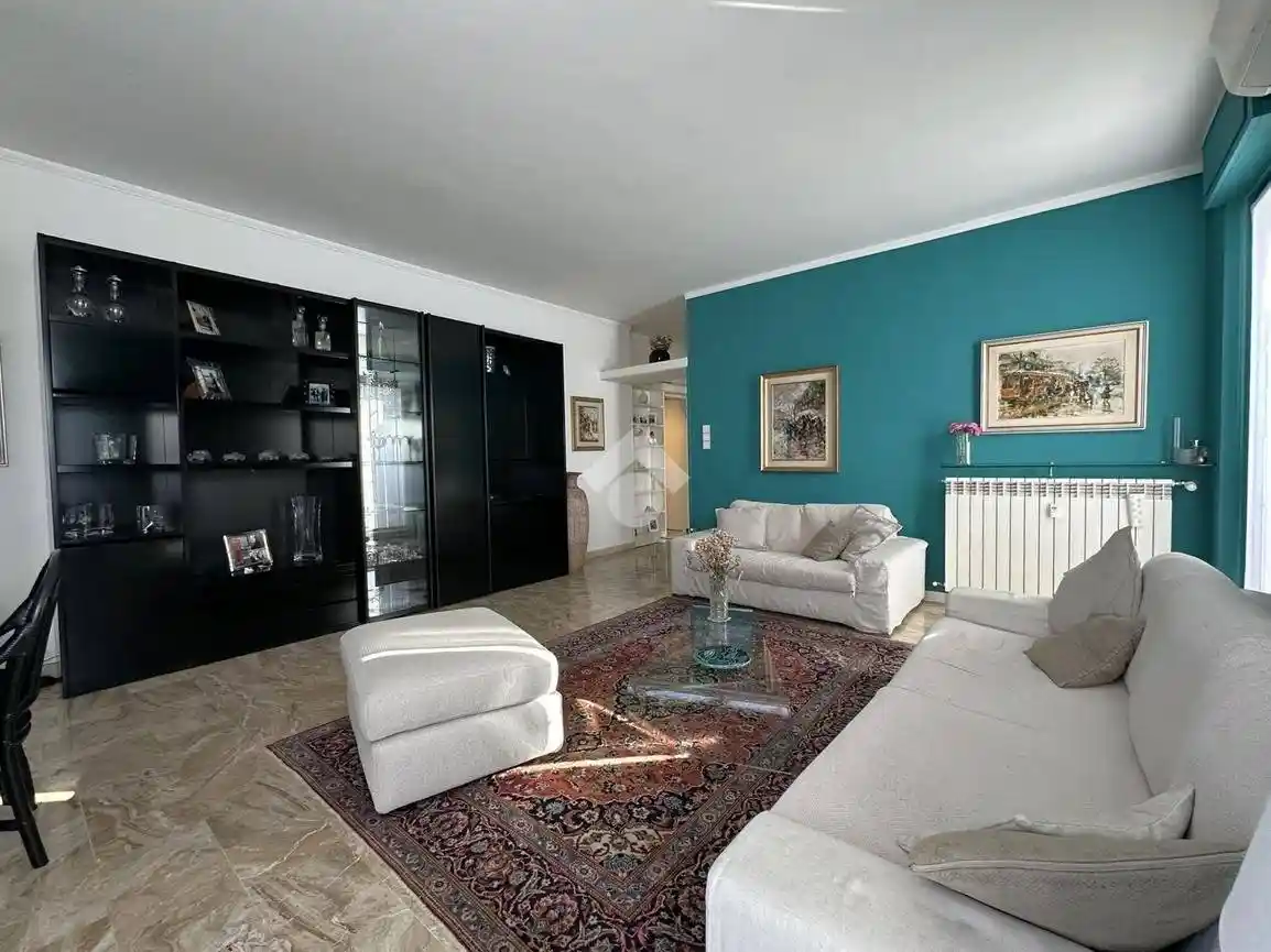 Appartamento in vendita a Carugate